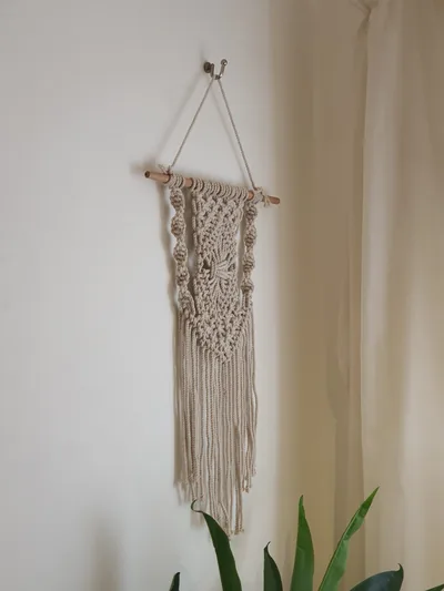 Handmade Modern Off White Makramya